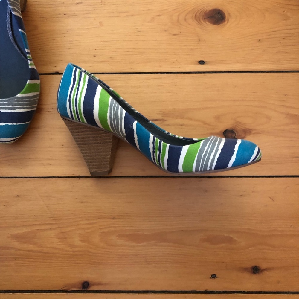 Pink Studio Jovita Blue Green Pumps